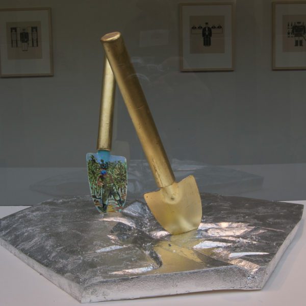 Don't Shoot the Pianoplayer, bladgoud, bladzilver, olieverf op metaal, hout, 2000/2013, tijdens tentoonstelling Fiat Lux, Kathedrale Sint Bavo/Vishal, Haarlem