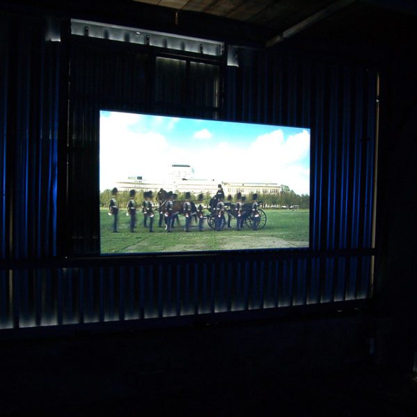 De Revolutie Die Niet Doorging (2005), Mieke van de Voort in tentoonstelling I Am Your Master Kunstfort bij Vijfhuizen 2010