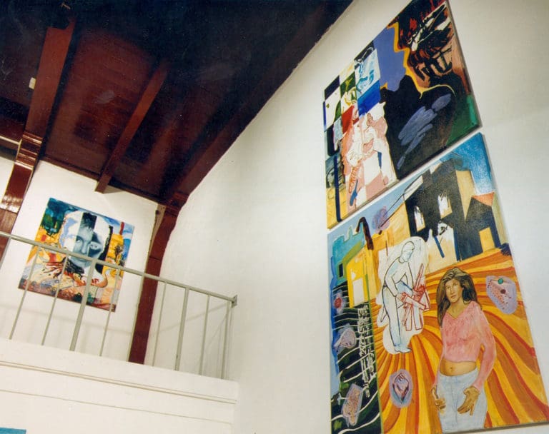 Zaalbeeld, met serie Build up, pull down, in tentoonstellingsruimte de Twee wezen, Enkhuizen