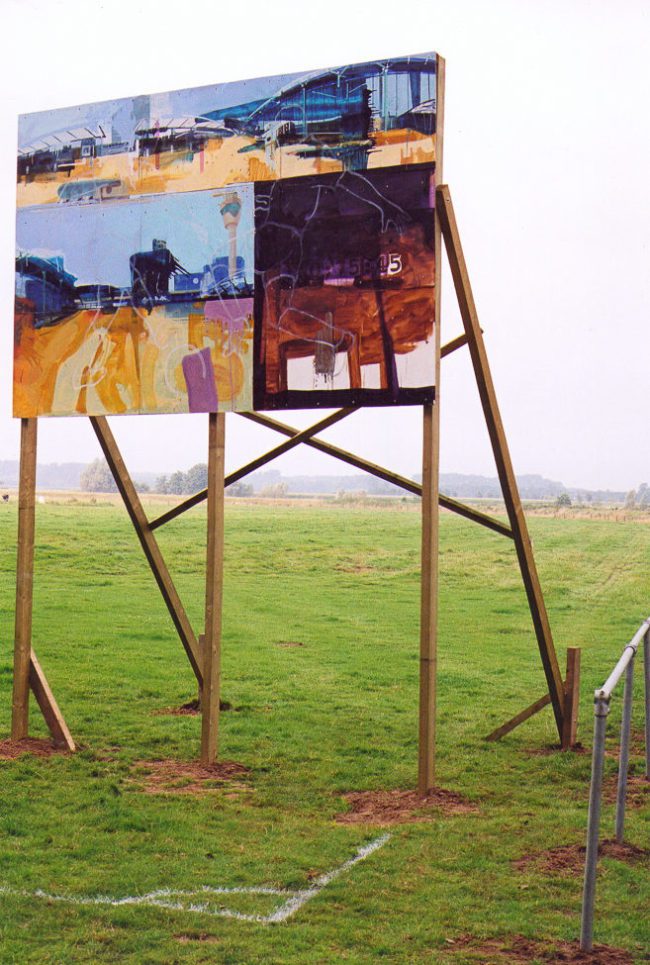 Constructie van het aannemersbord en veldopstelling binnen de Playtime installatie, Kunstmanifestatie langs de Dommel 2001.