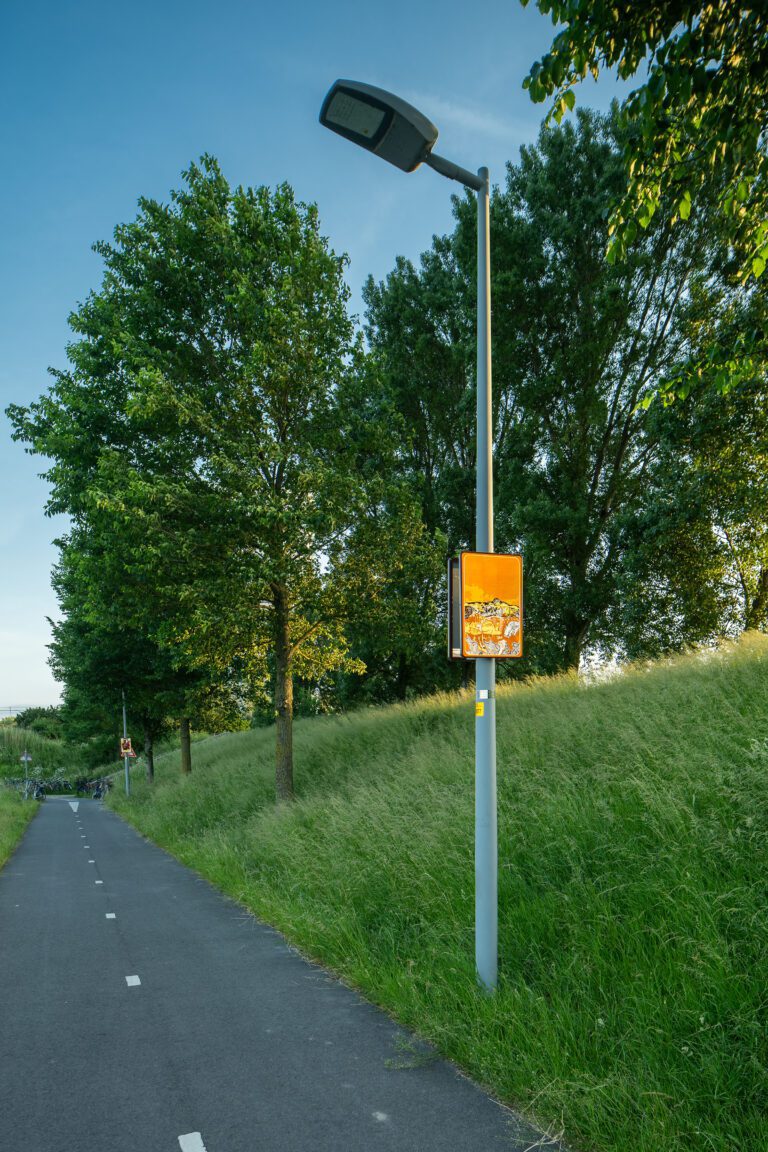 Beeldpaneel De Golf uit het kunstwerk Moed! mijn soldaat langs de Geniedijk bij Hoofddorp