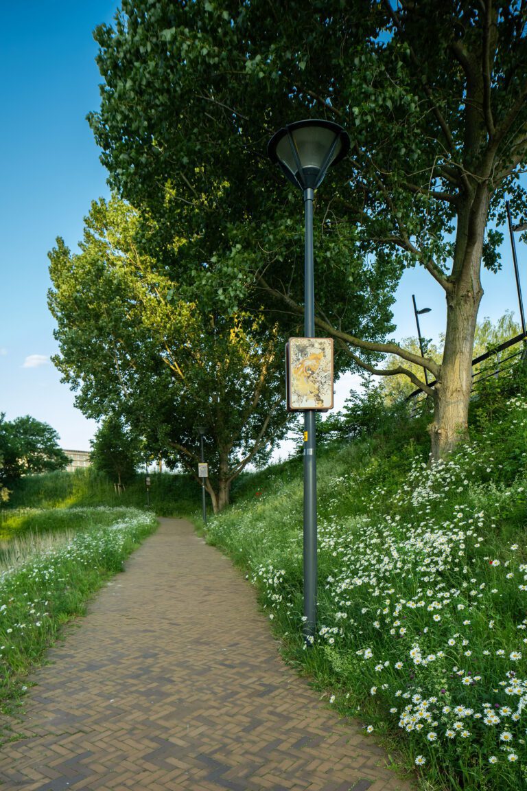 Beeldpaneel De Vos uit het kunstwerk Moed! mijn soldaat langs de Geniedijk bij Hoofddorp